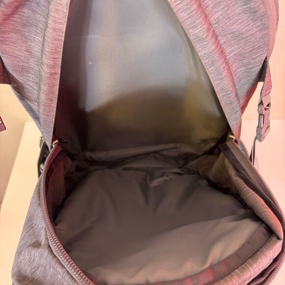 The North Face Grey Surge Unisex Large Backpack - Picture 5 of 5